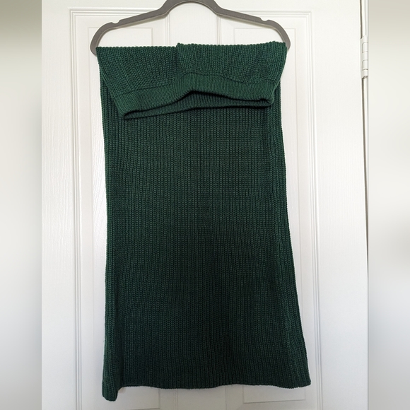 Two Piece Green Sweater Set Cropped top And Skirt Knit M - Picture 3 of 4